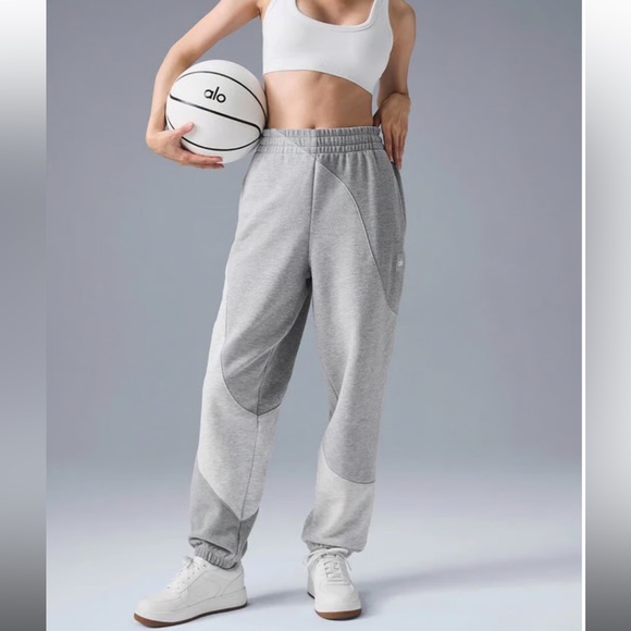 ALO Unisex Light Gray Sweatpants - Picture 3 of 12